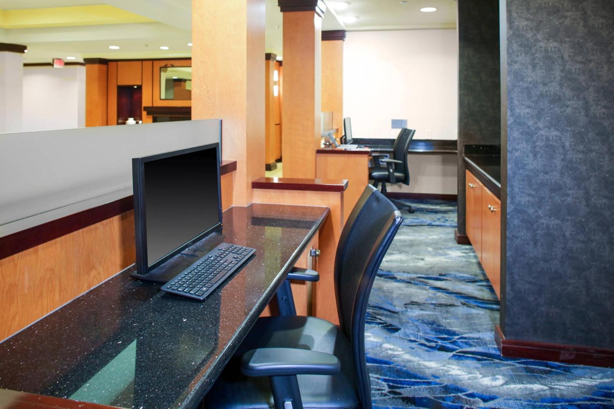 Fairfield Inn & Suites Milledgeville Ngoại thất bức ảnh